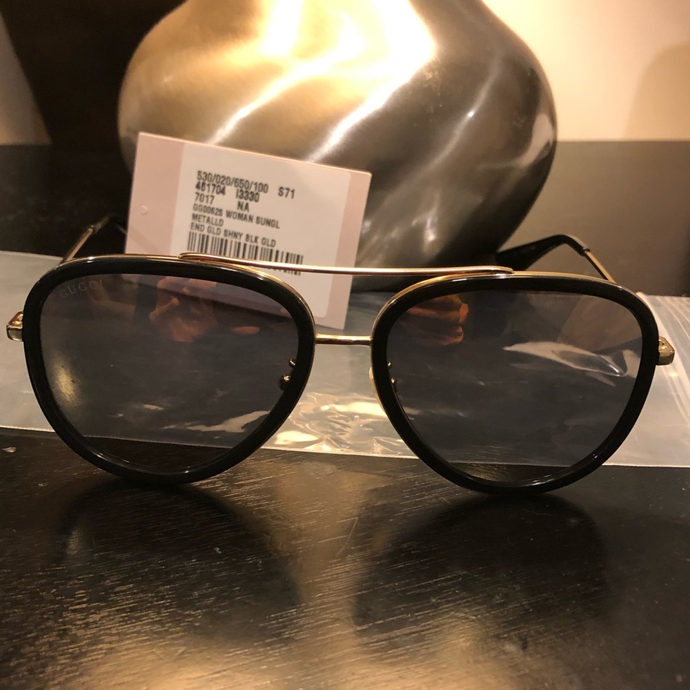 100% Authentic Gucci Sunglasses NWT
